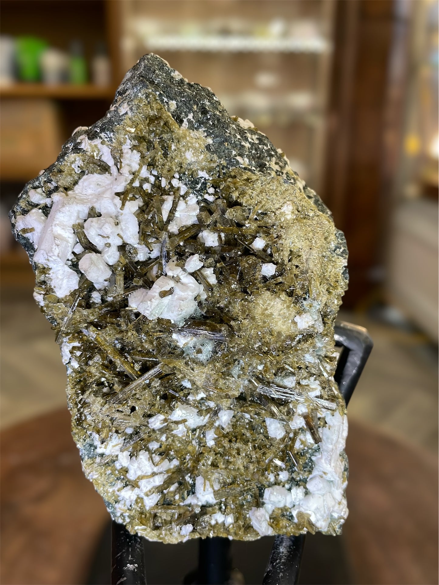 Epidote on Marix and Albite
