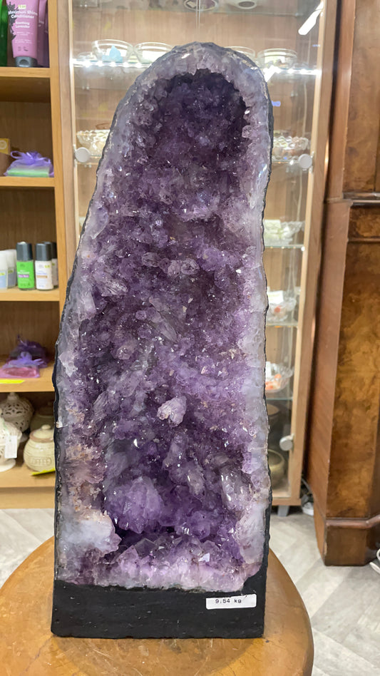 Amethyst cathedral 9.54KG