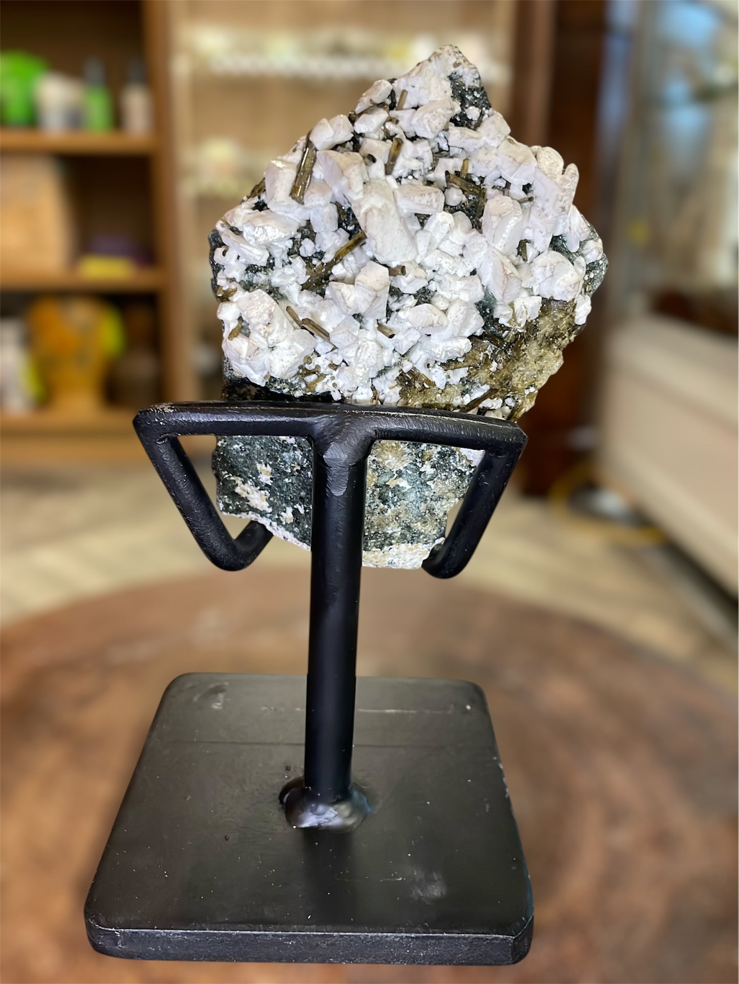 Epidote on Marix and Albite